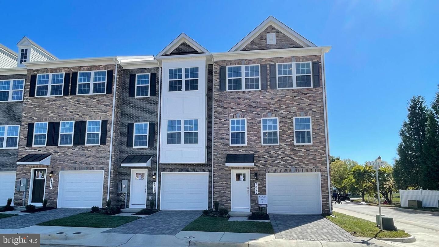 Property Photo: 1822 Blythe Way VA 22601