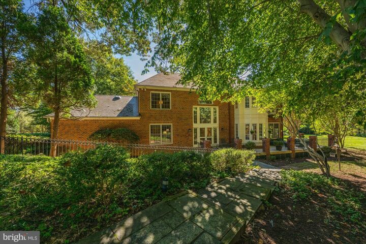 Property Photo:  9729 Beman Woods Way  MD 20854 