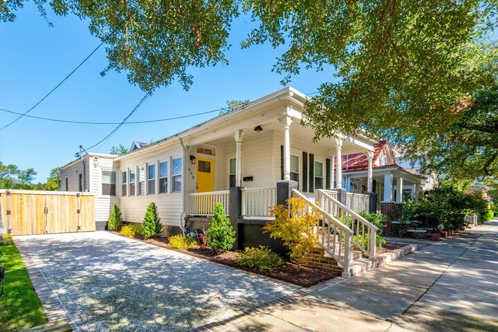 Property Photo:  458 Huger Street  SC 29403 