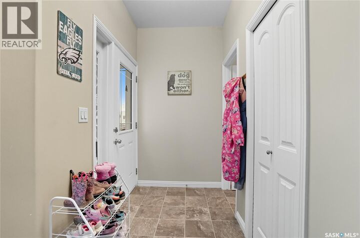 Property Photo:  102 Evans Street  SK S7N 2B2 