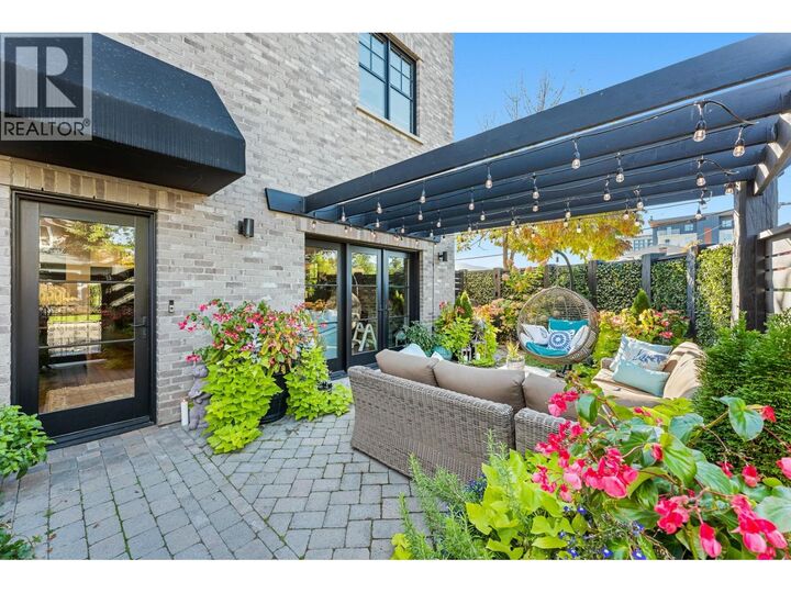 Property Photo:  2693 Gore Street  BC V1Y 5A5 