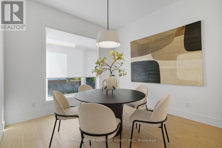 Property Photo:  120B Cochrane Street  ON L1N 5H8 
