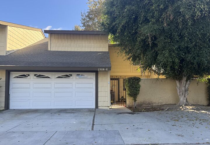 Property Photo:  2518 N Tustin Avenue  CA 92705 