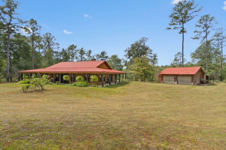 Property Photo:  3350 New Ebenezer Road  FL 32567 