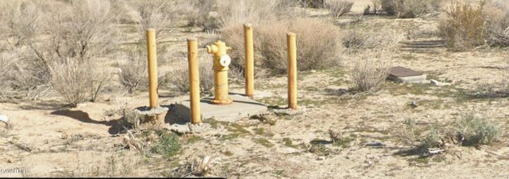 Property Photo:  E W 11  CA 93553 