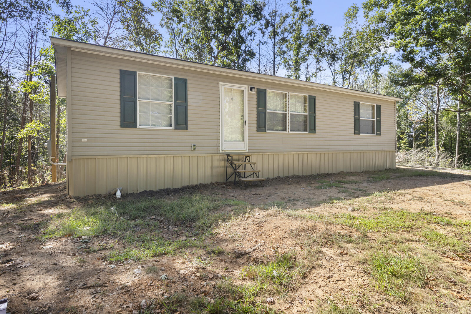 Property Photo:  204 County Road 906  TN 37331 