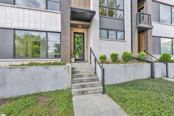Property Photo: 611 N Main Street Unit #9 SC 29601