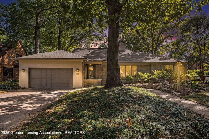 Property Photo: 640 Kensington Road MI 48823