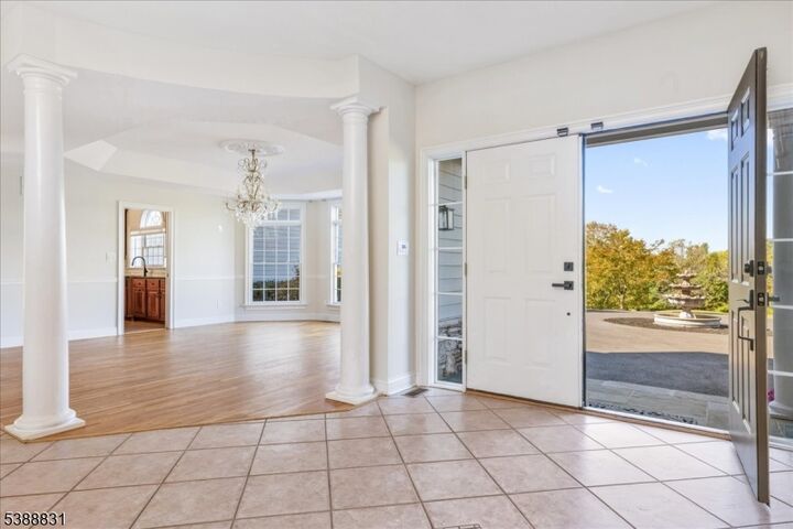 Property Photo:  18 Todd Ridge Rd.  NJ 08560 
