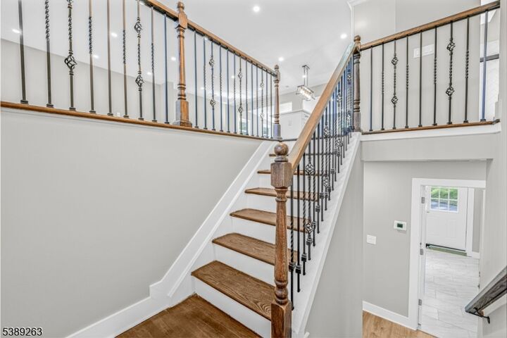 Property Photo: 9 Dorothy Dr NJ 07960