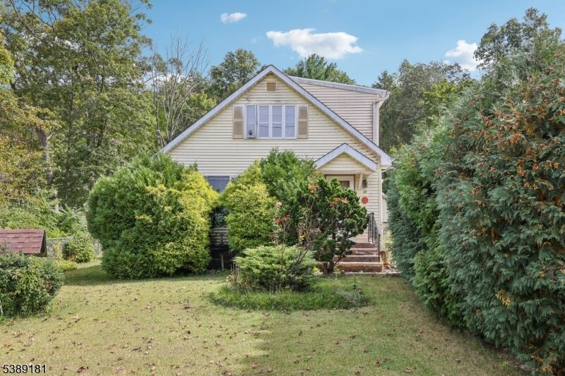 Property Photo: 23 Oriole Rd NJ 07438