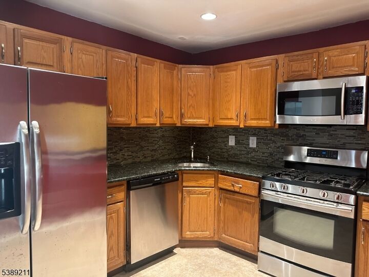 Property Photo:  480 Witney Ct  NJ 08902 