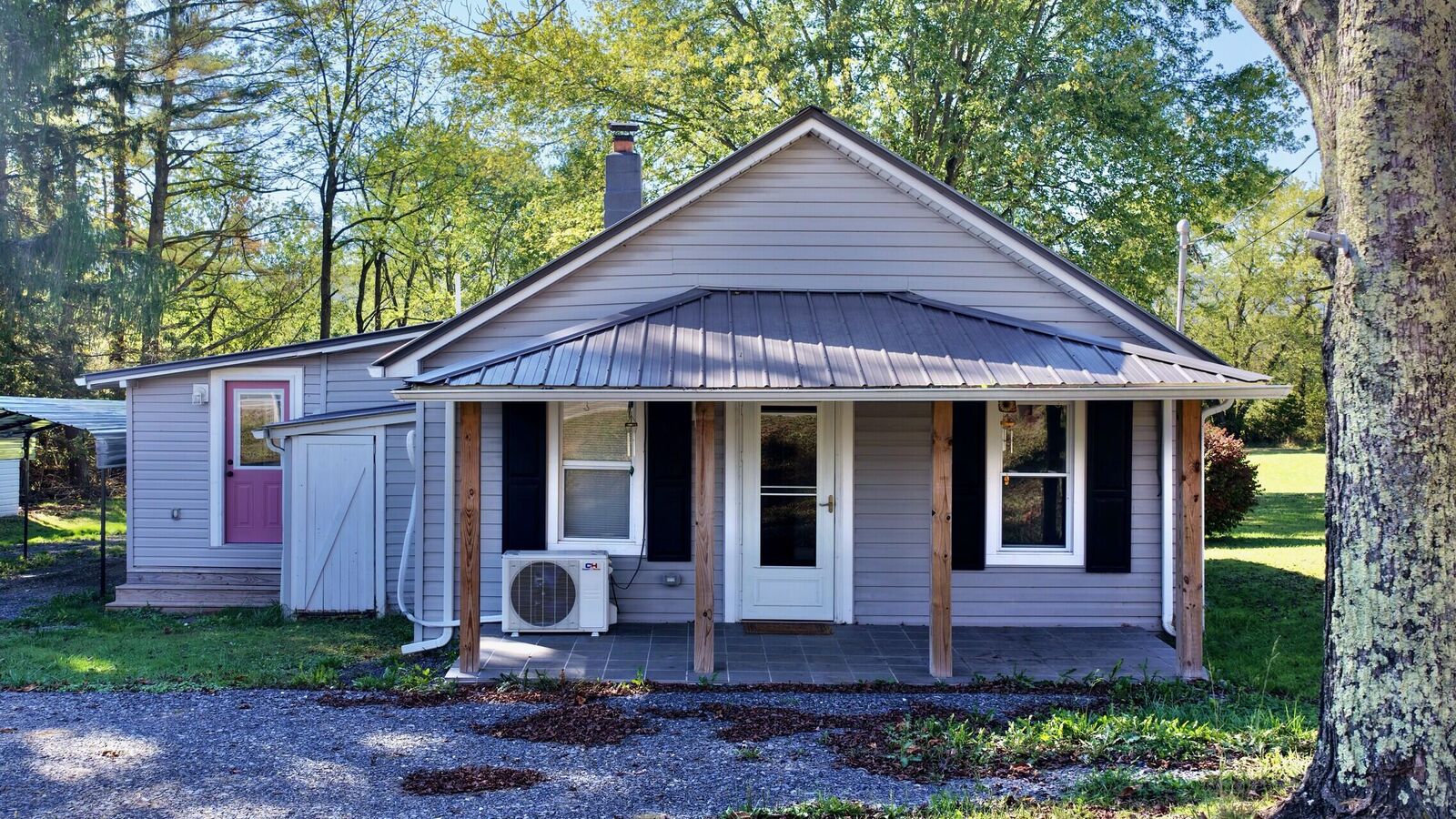 Property Photo:  12530 Midland Trail, W  WV 24931 