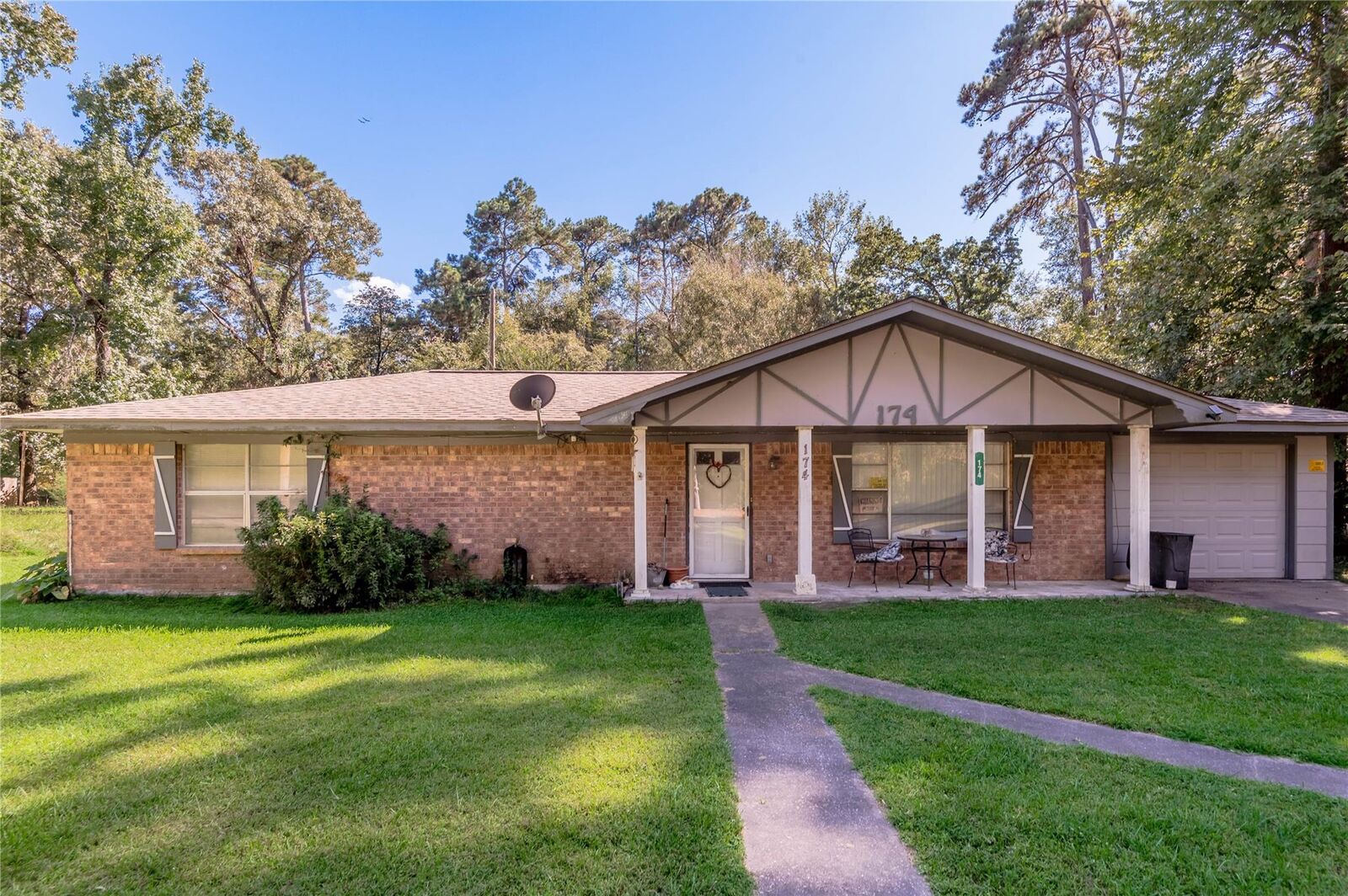 Property Photo: 174 E Westwood Drive E TX 75862