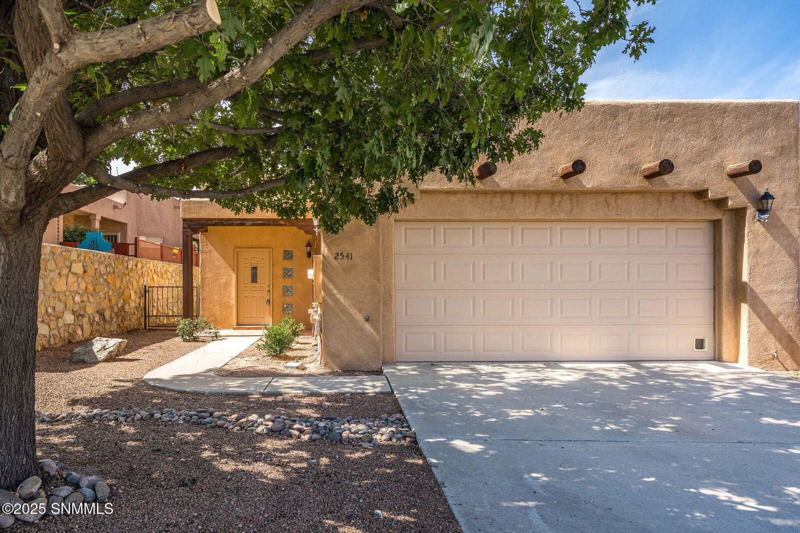 Property Photo:  2541 Los Misioneros  NM 88011 