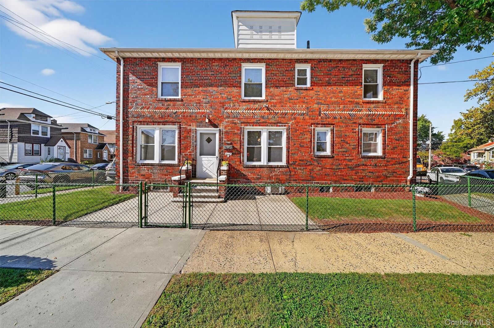 Property Photo:  1451 Cornell Place  NY 10461 