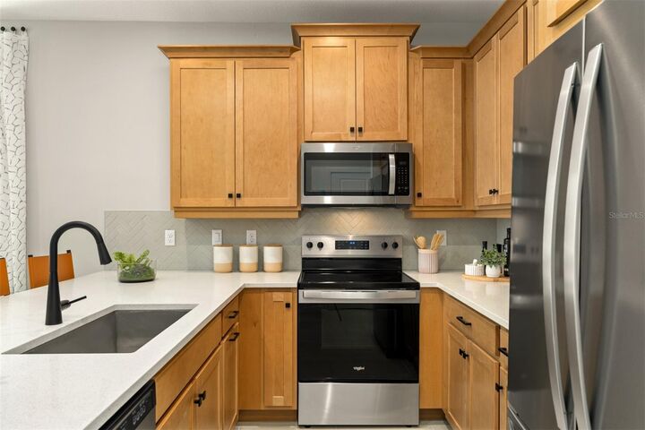Property Photo:  1290 Tarflower Drive  FL 32708 