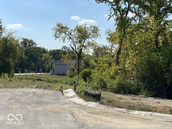 Property Photo:  2872 Emerald Street  IN 46268 
