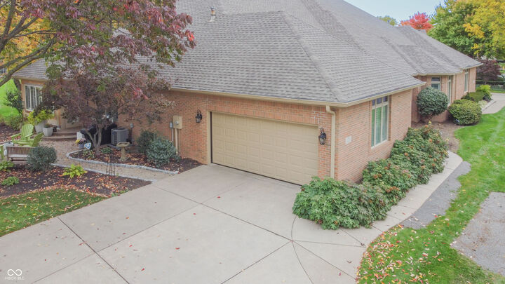 Property Photo:  1738 Pathway Drive S  IN 46143 