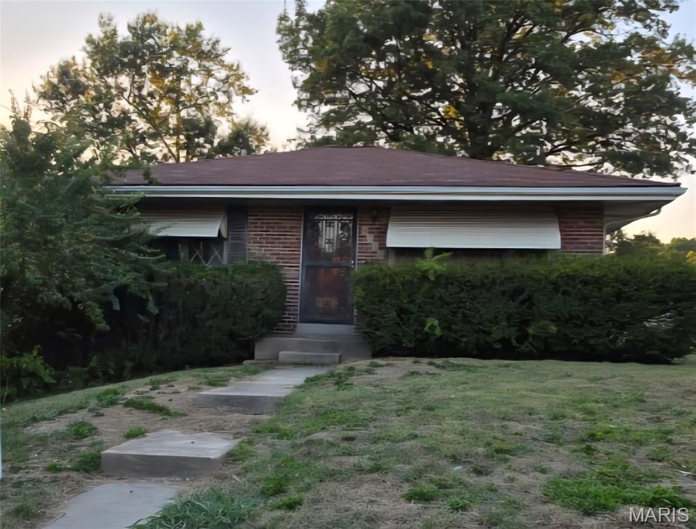 Property Photo: 4731 Nelson Dr Drive MO 63121