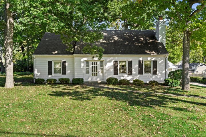 Property Photo:  1672 N 124th St  WI 53226 