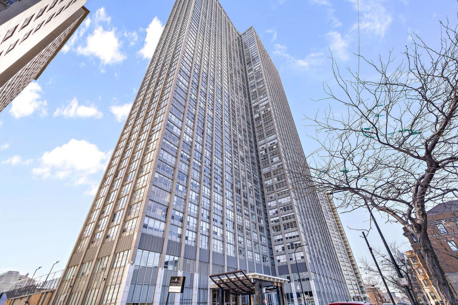 Property Photo:  655 W Irving Park Road 1611  IL 60613 