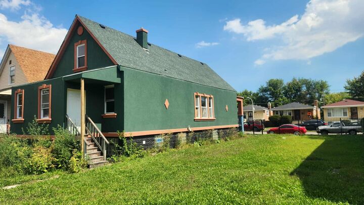 Property Photo:  6608 S Bell Avenue  IL 60636 
