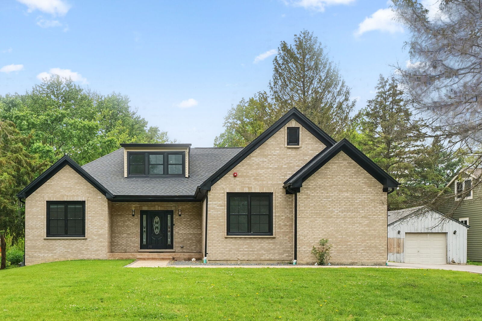 Property Photo:  3026 Jackson Drive  IL 60004 