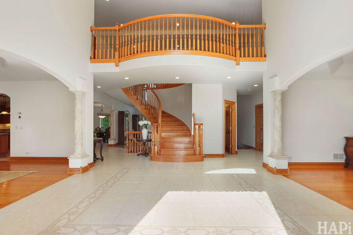 Property Photo:  39 Forest Lane  IL 60010 