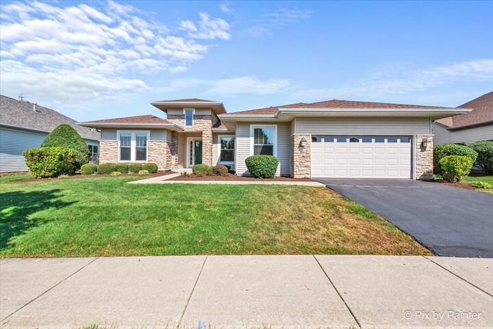 Property Photo: 12720 Cold Springs Drive IL 60142