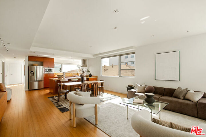 Property Photo: 8265 Fountain Avenue 302 CA 90046