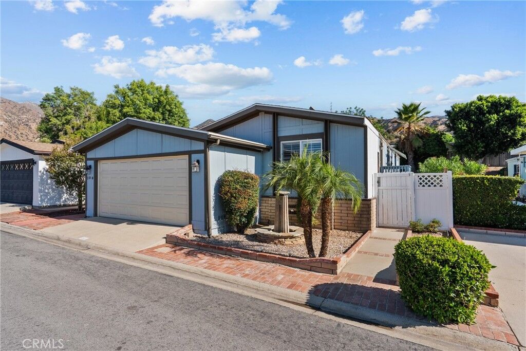 Property Photo: 15455 Glenoaks Boulevard 299 CA 91342