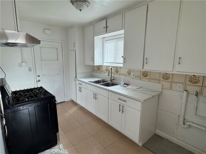 Property Photo:  205 E Marshall Street B  CA 91776 