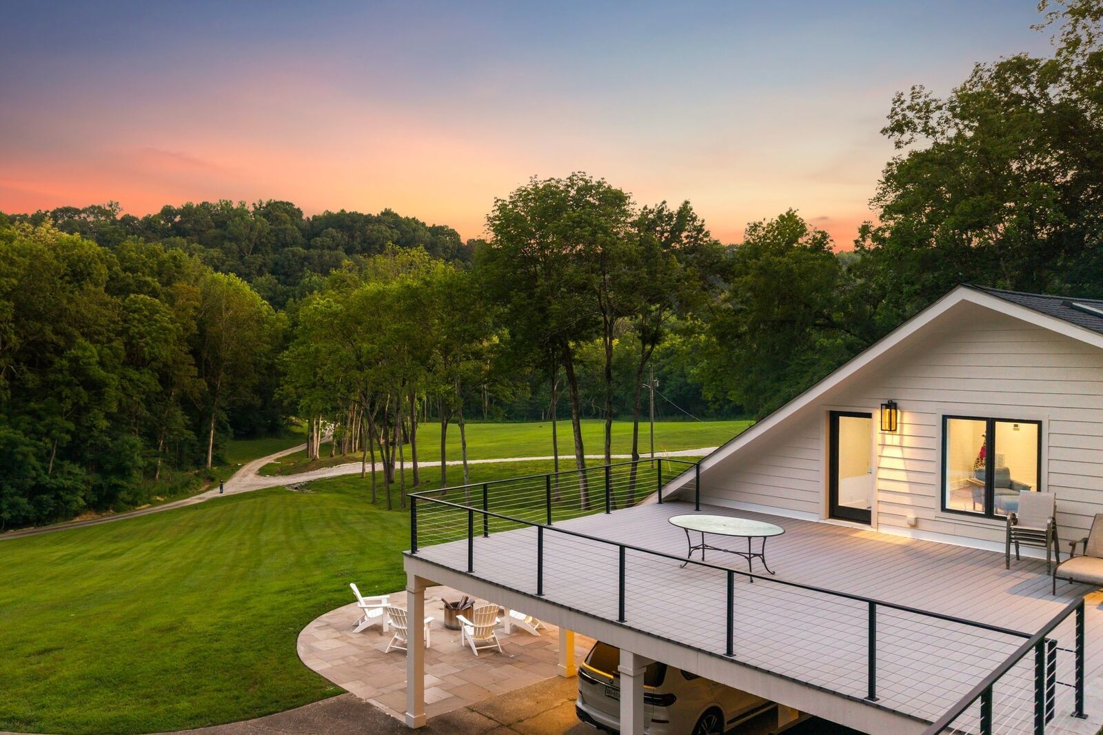 Property Photo: 5204 Drury Ln TN 37064