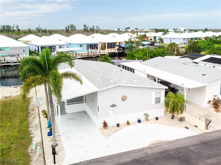 Property Photo: 3057 Sloop Lane FL 33956