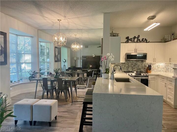 Property Photo:  56 Silver Oaks Circle 102  FL 34119 