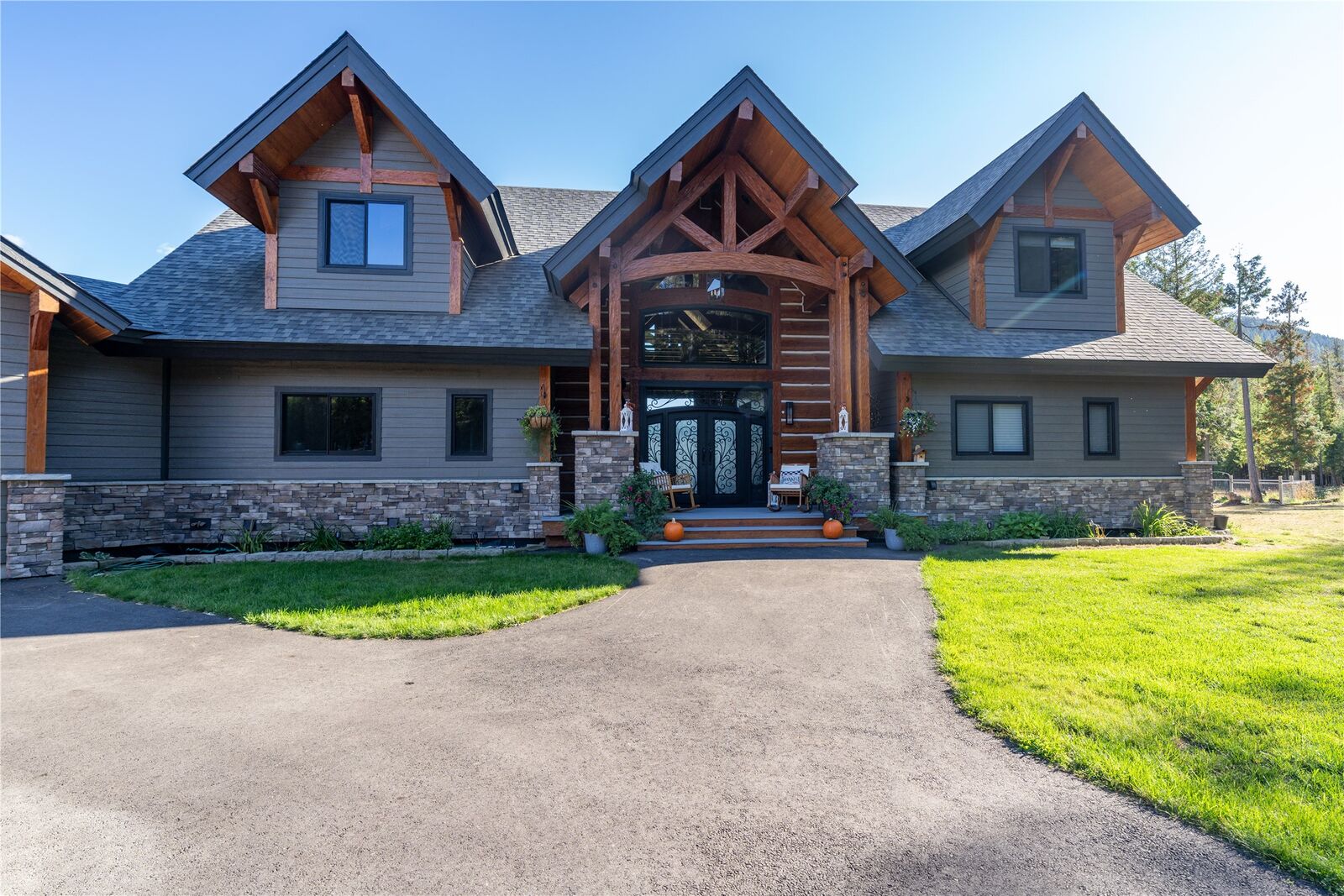 Property Photo:  240 Vernon Drive  MT 59935 