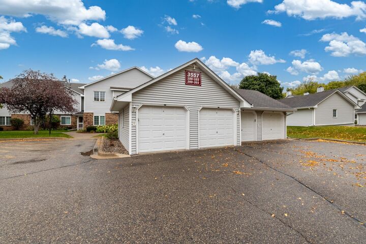 Property Photo: 3557 Blue Jay Way 200 MN 55123