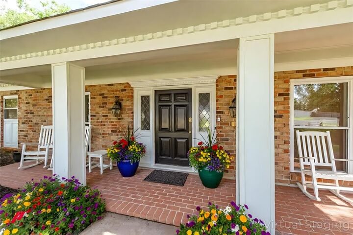 Property Photo: 589 Spring Lake Drive LA 71106