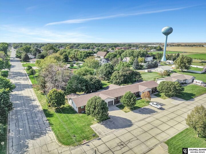 Property Photo:  412 N 17th Street  NE 68361 
