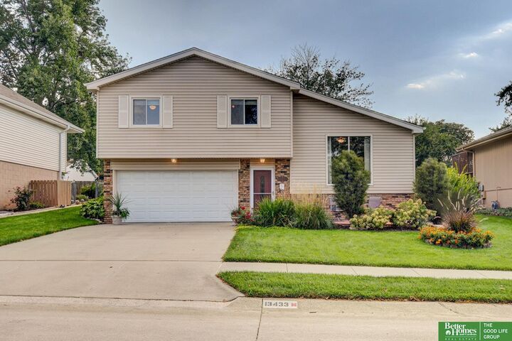 13433 Edna Street  Omaha NE 68138 photo