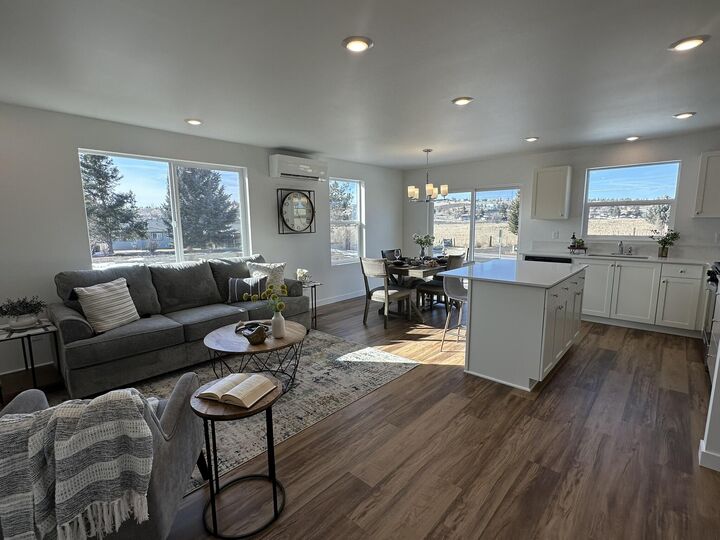 Property Photo:  714 NE Rickenbacker Road 135  OR 97741 