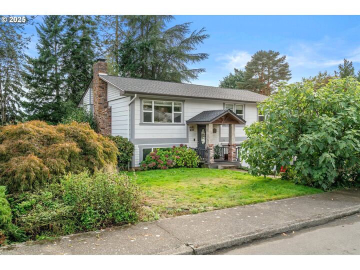 Property Photo:  12020 SW Burlheights St  OR 97223 