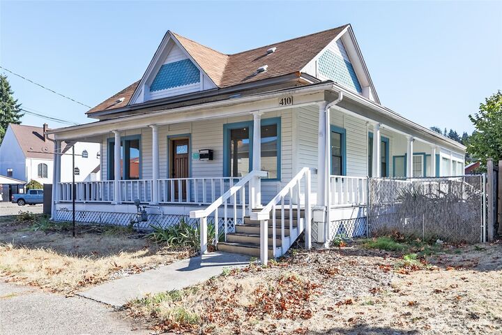 Property Photo: 410 2nd Ave S WA 98032