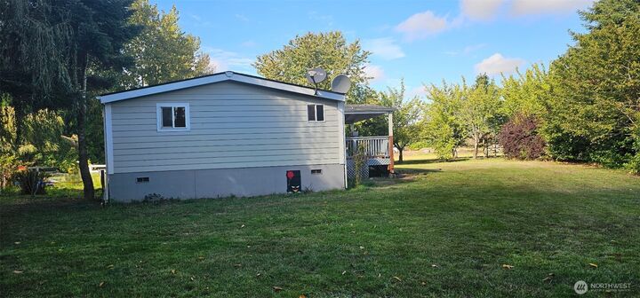 Property Photo:  2094  Rice Road  WA 98532