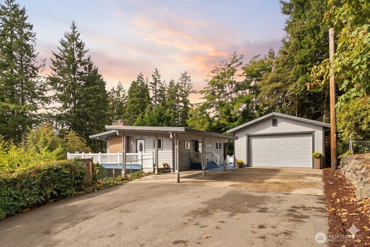 Property Photo: 18308 SE 145th Street WA 98059