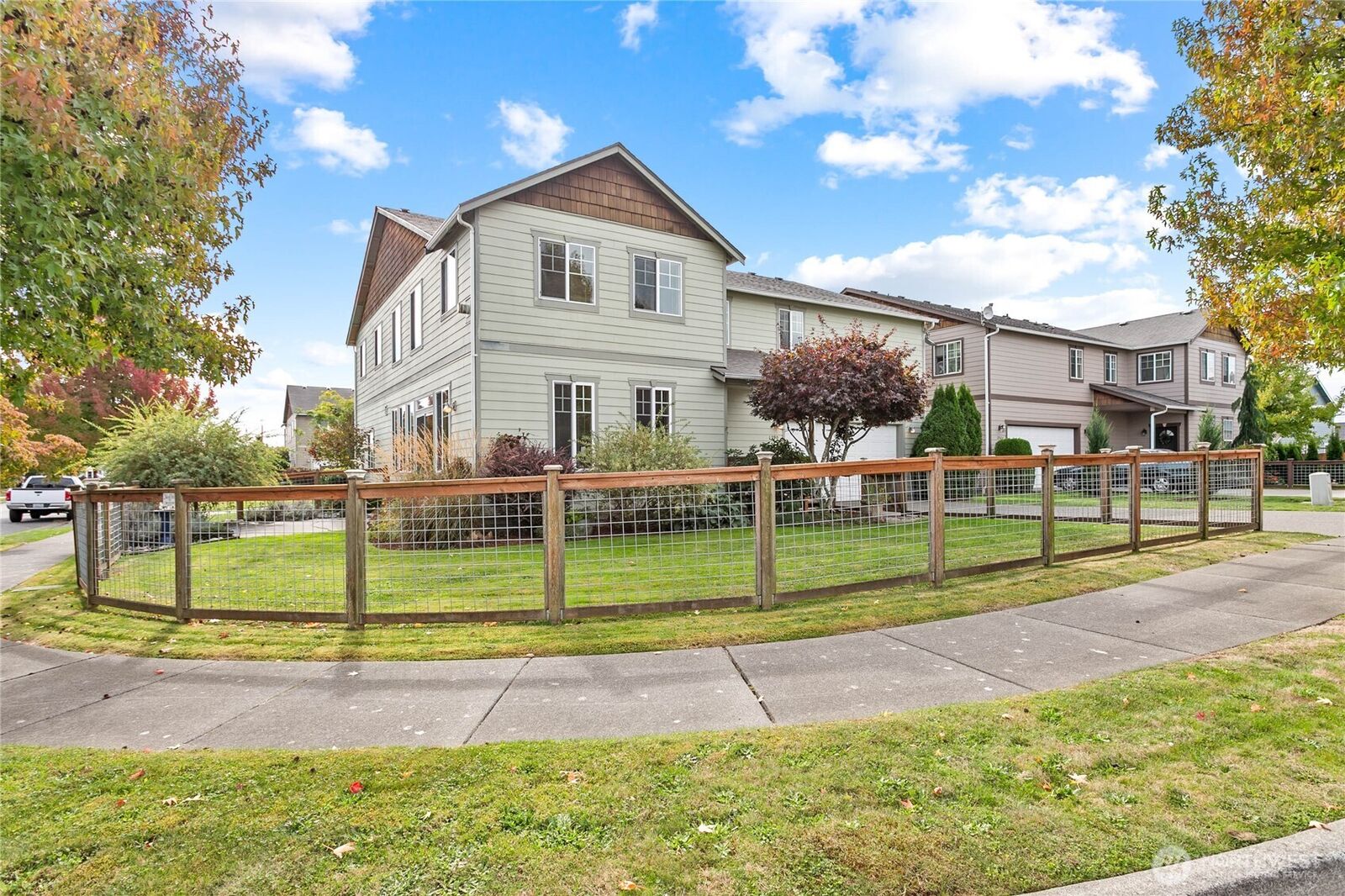 Property Photo: 1290 Spruce Circle WA 98264