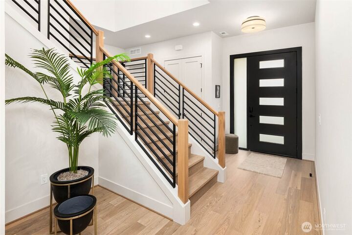 Property Photo: 13113 NE 104th Street WA 98033