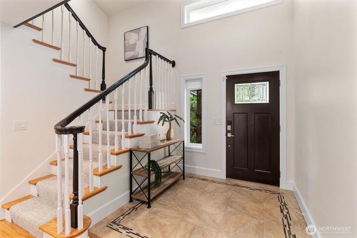 Property Photo: 6315 142nd Avenue SE WA 98006