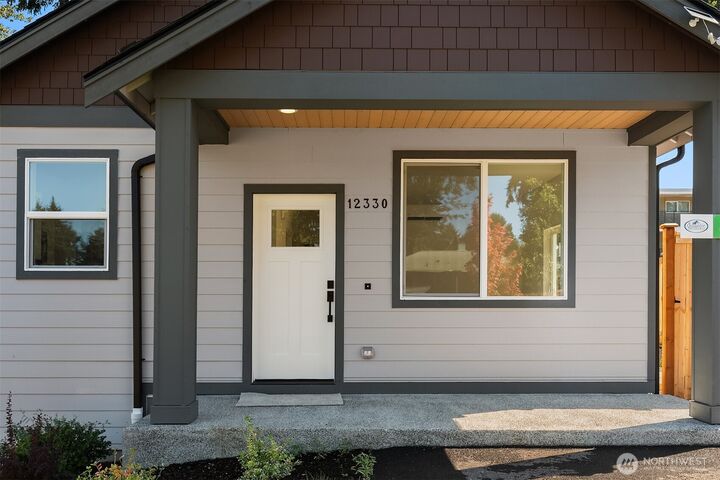 Property Photo:  12330  13th Place SW  WA 98146 